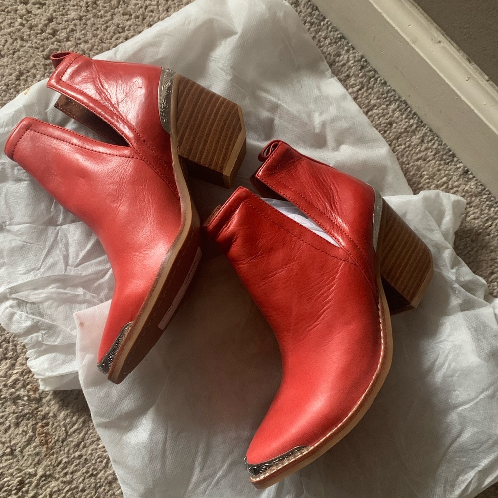 SOLD Jeffrey Campbell red leather cromwell boots
